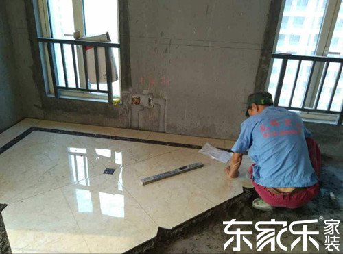 家里裝修本身如何貼瓷磚?