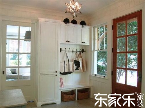 玄關設想注重裝潢性和適用性